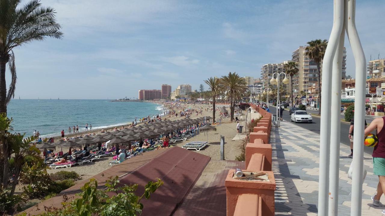 Apartamento Al Lado De La Playa Benalmadena Bagian luar foto