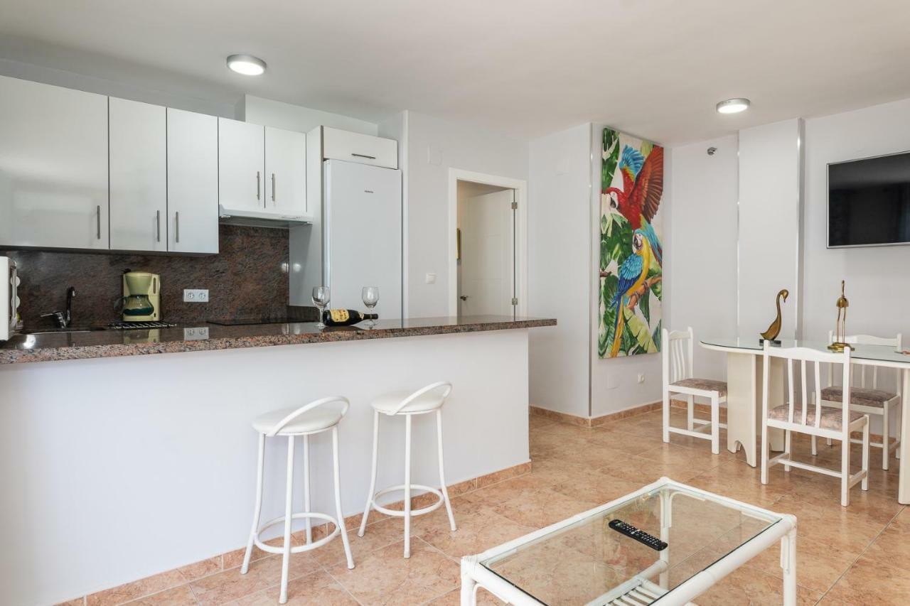 Apartamento Al Lado De La Playa Benalmadena Bagian luar foto