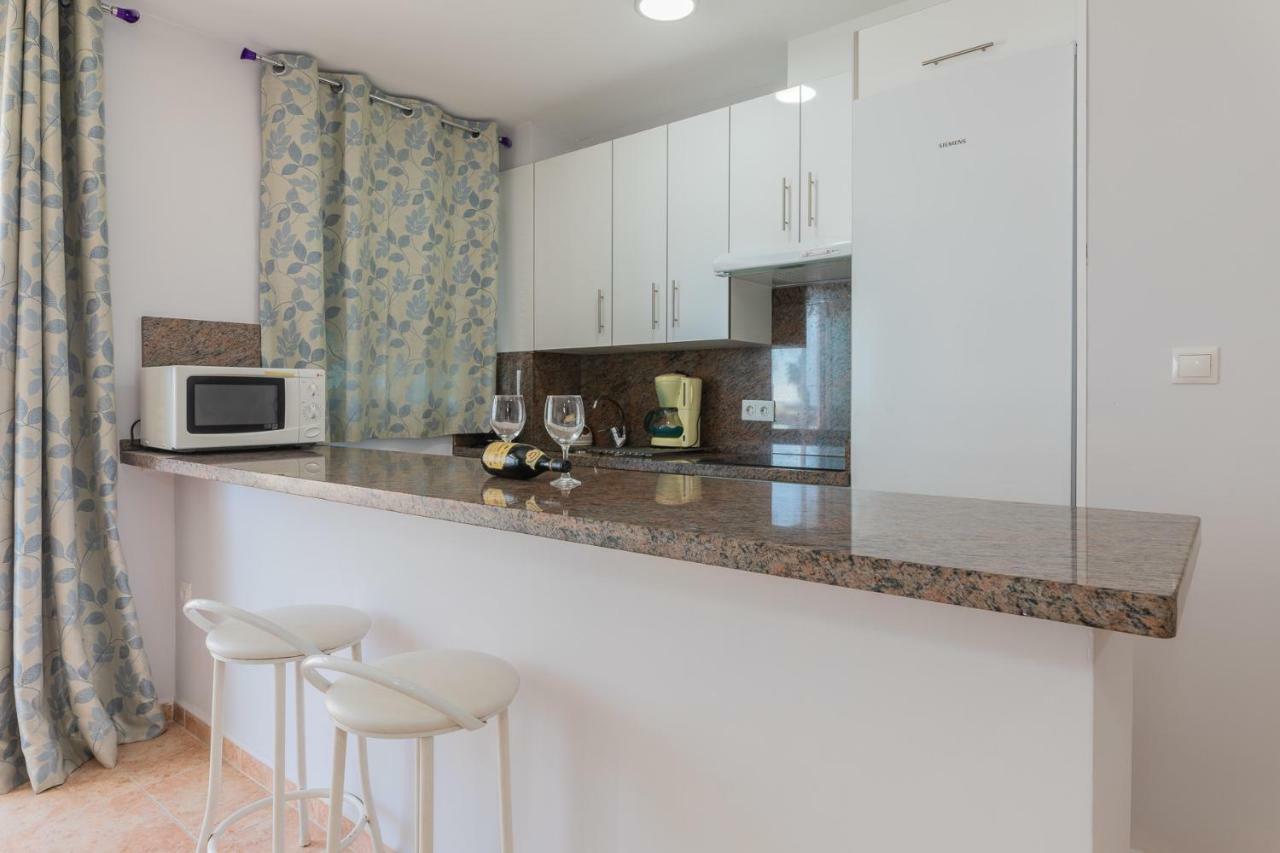 Apartamento Al Lado De La Playa Benalmadena Bagian luar foto