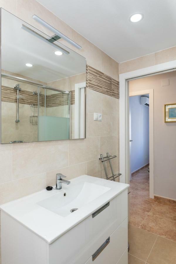 Apartamento Al Lado De La Playa Benalmadena Bagian luar foto