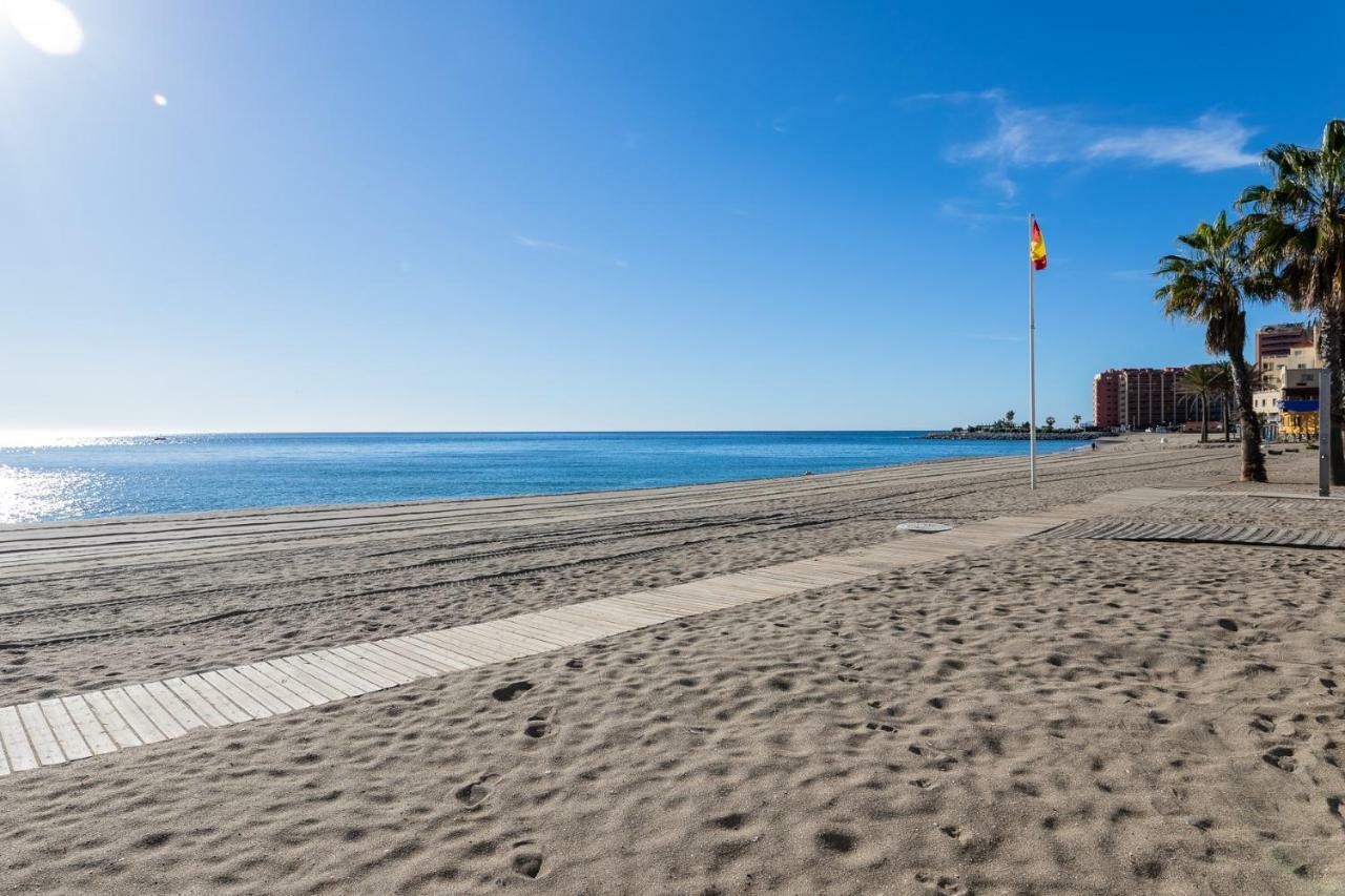 Apartamento Al Lado De La Playa Benalmadena Bagian luar foto