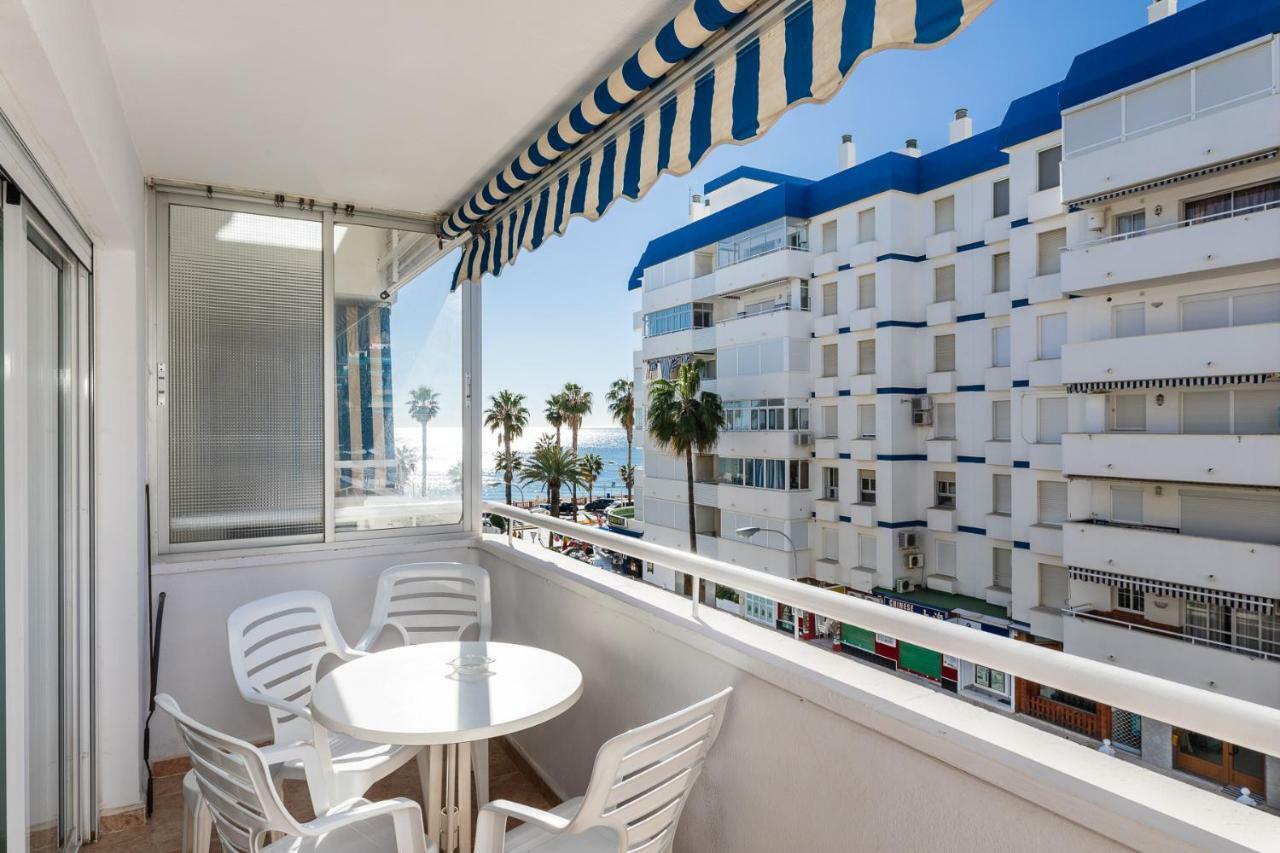 Apartamento Al Lado De La Playa Benalmadena Bagian luar foto