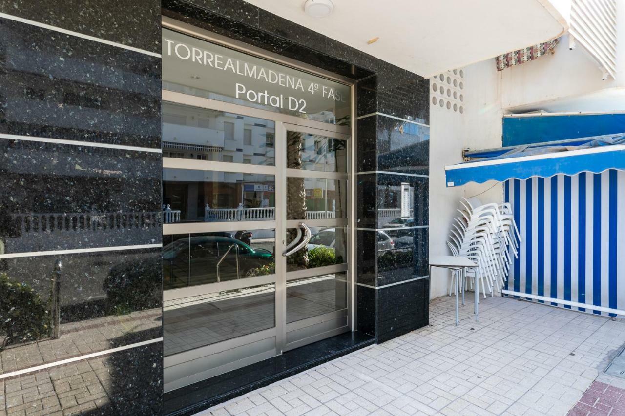 Apartamento Al Lado De La Playa Benalmadena Bagian luar foto
