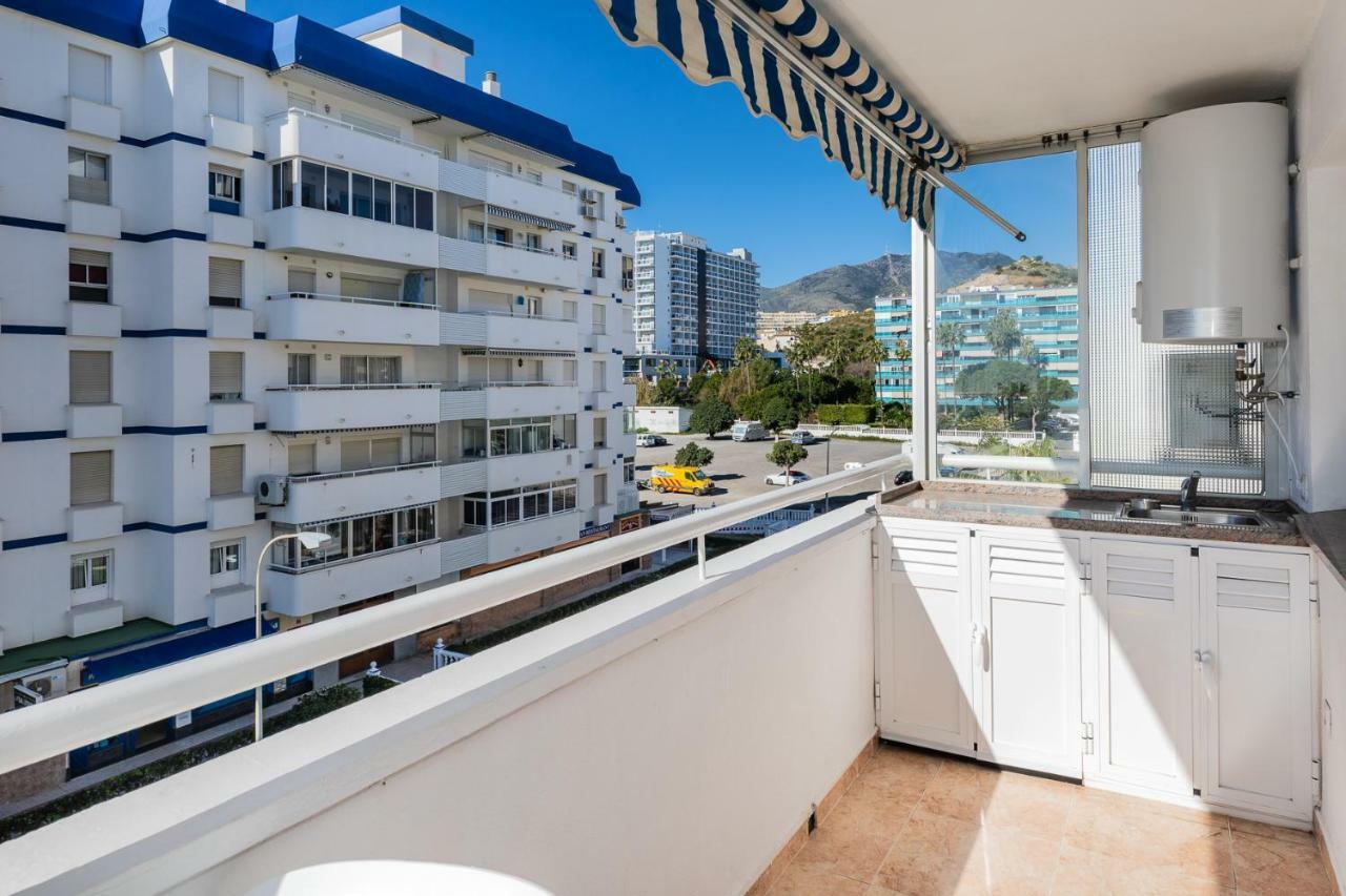 Apartamento Al Lado De La Playa Benalmadena Bagian luar foto